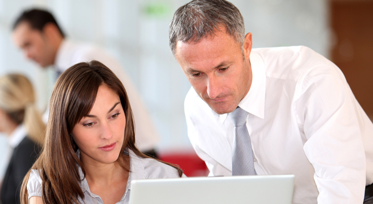 Dolar Kuru 44 TL: Altın Yatırımcısı İçin Ne Anlama Geliyor?